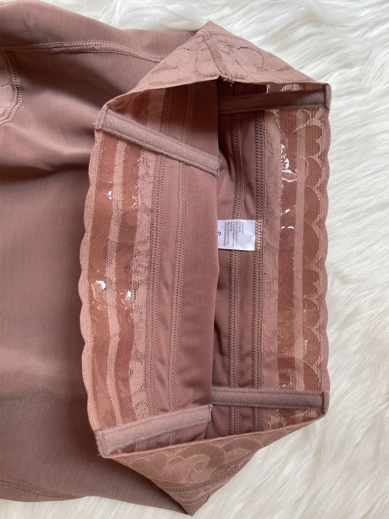 Shorty à dentelle gainant marron